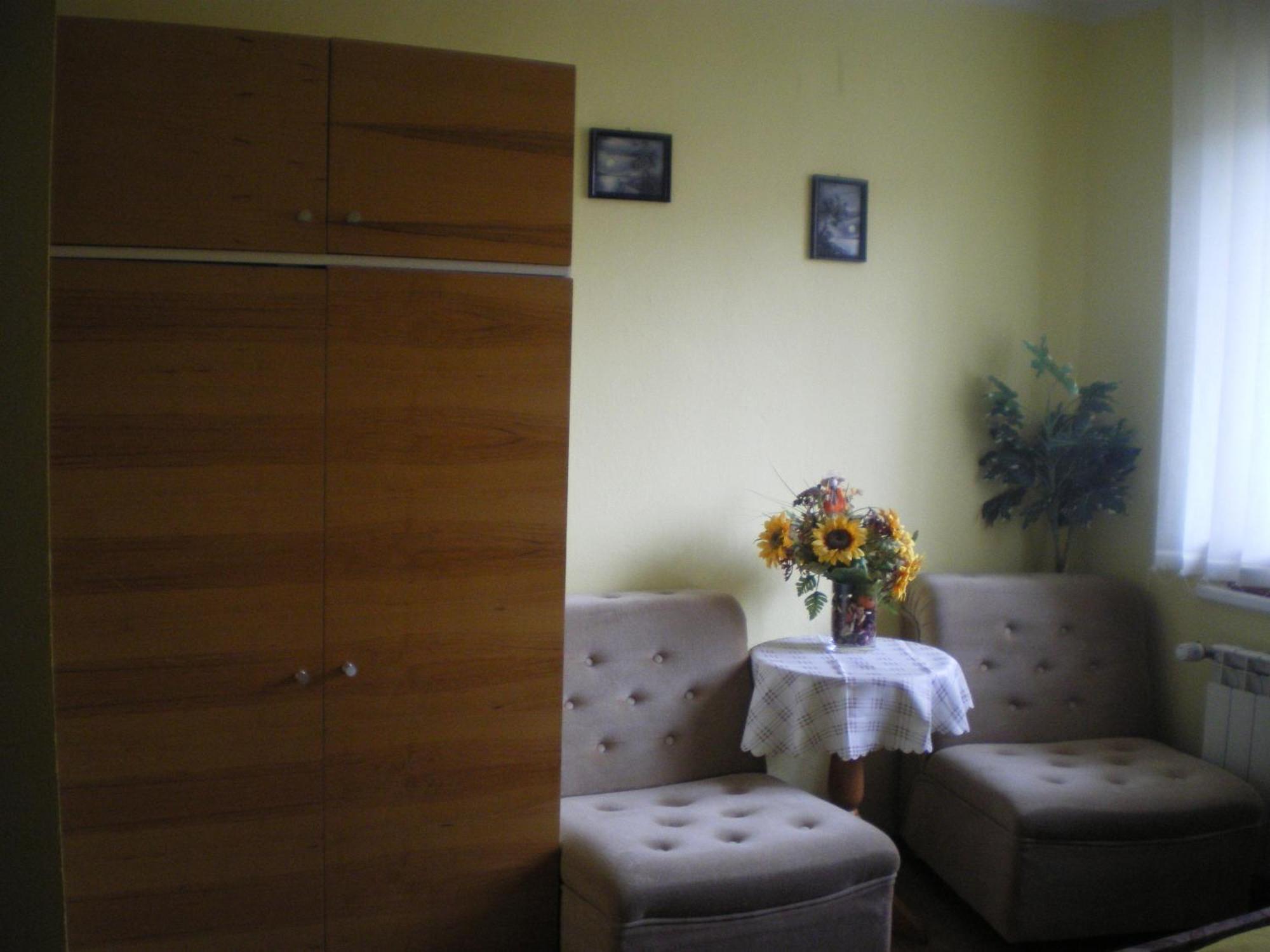 Gaestehaus Eva Apartment โนวาเลสนา ห้อง รูปภาพ