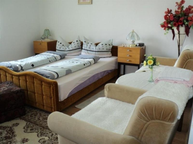 Gaestehaus Eva Apartment โนวาเลสนา ห้อง รูปภาพ
